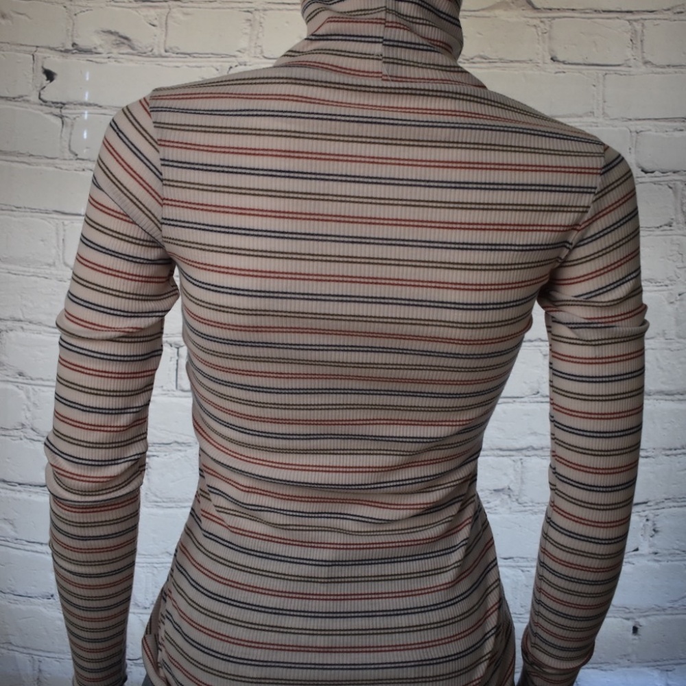 Copacetic Striped Turtle Neck - Picture 3 of 4